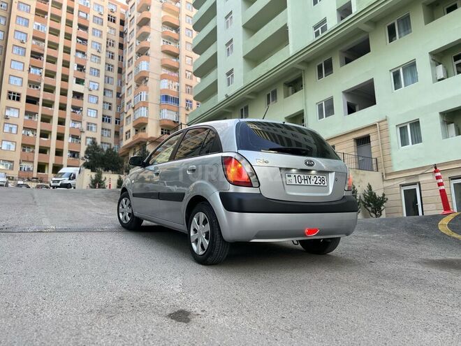 Kia Rio 2006, 280,000 km - 1.4 l - Bakı
