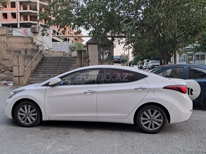 Hyundai Avante 2014, 270,000 km - 1.6 l - Bakı
