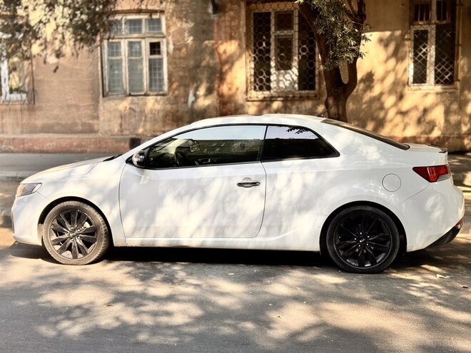 Kia Cerato Koup 2009, 165,000 km - 2.0 l - Bakı