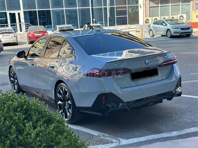 BMW i5 2024, 3,500 km - 0.0 l - Bakı