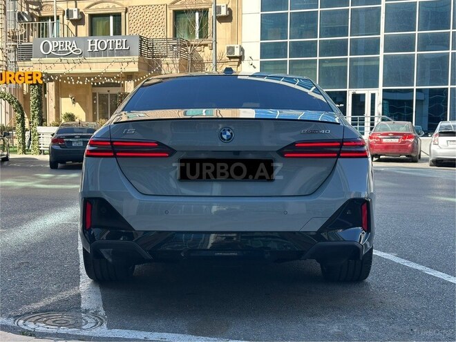 BMW i5 2024, 3,500 km - 0.0 l - Bakı
