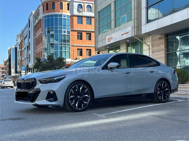 BMW i5 2024, 3,500 km - 0.0 l - Bakı