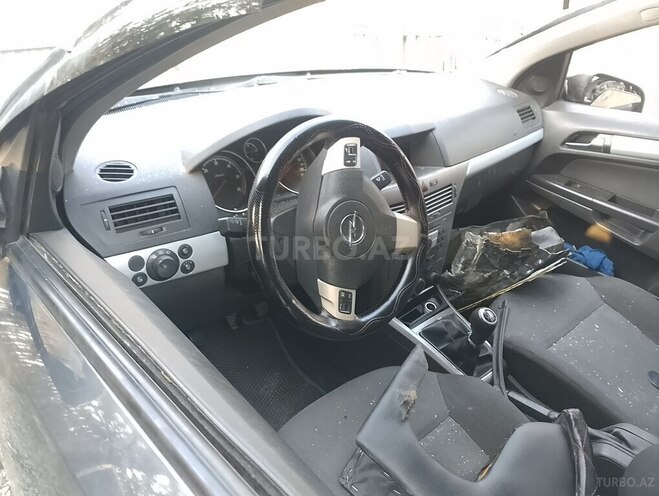 Opel Astra 2006, 222,222 km - 1.3 l - Ucar