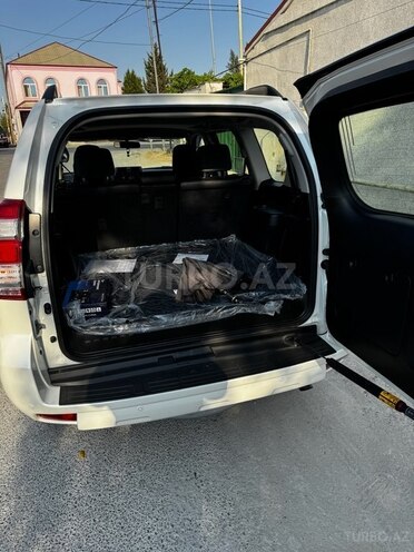 Toyota Land Cruiser Prado 2015, 95,000 km - 2.7 л - Bakı