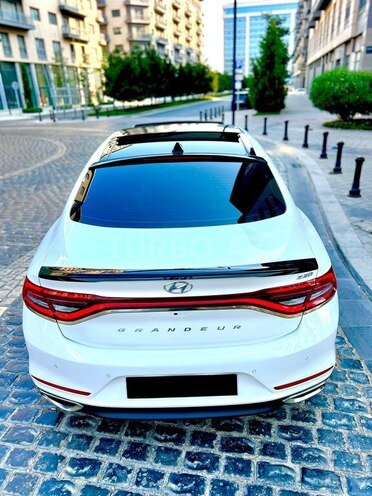 Hyundai Grandeur 2018, 180,000 km - 2.2 l - Bakı