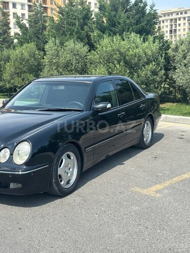 Mercedes E 240 1999, 310,000 km - 2.4 л - Sumqayıt