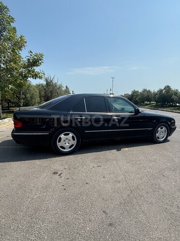 Mercedes E 240 1999, 310,000 km - 2.4 л - Sumqayıt