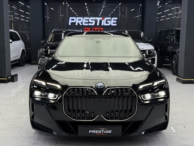BMW i7 2023, 18,000 km - 0.0 l - Bakı