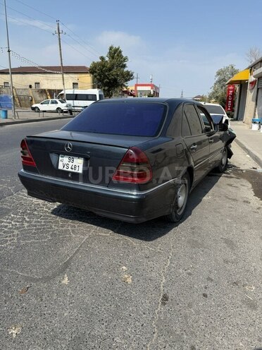 Mercedes C 220 d 1995, 326,000 km - 2.2 л - Bakı