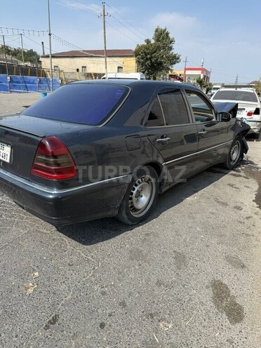 Mercedes C 220 d 1995, 326,000 km - 2.2 л - Bakı