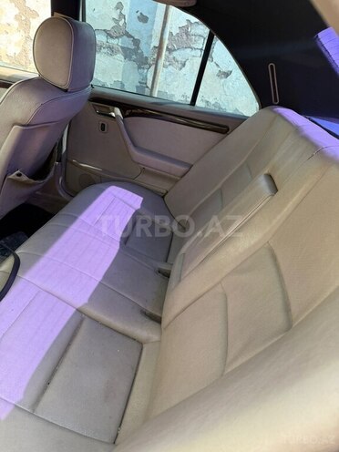 Mercedes C 220 d 1995, 326,000 km - 2.2 л - Bakı