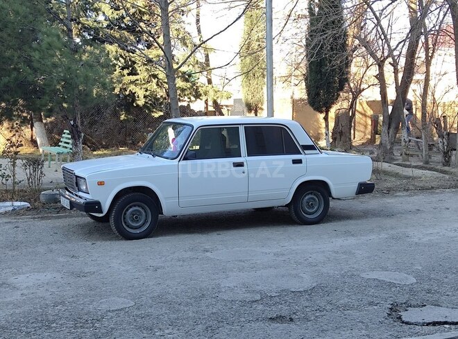 LADA (VAZ) 2107 2010, 28,355 km - 1.6 l - Yevlax