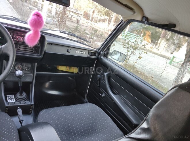 LADA (VAZ) 2107 2010, 28,355 km - 1.6 l - Yevlax