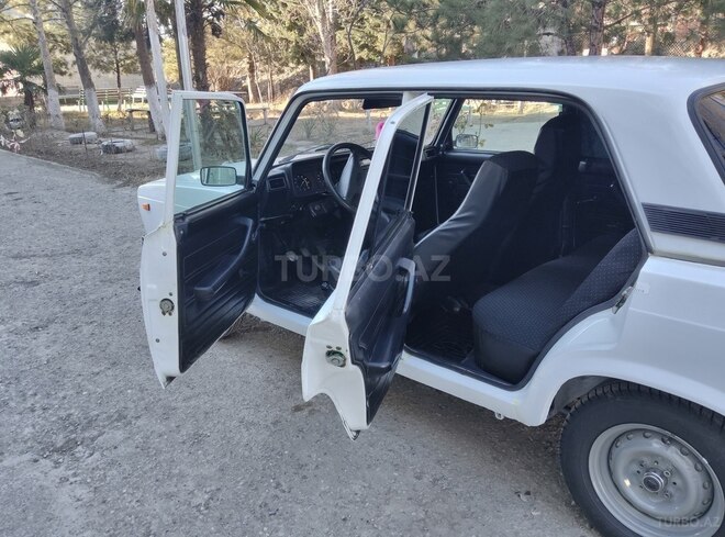 LADA (VAZ) 2107 2010, 28,355 km - 1.6 l - Yevlax