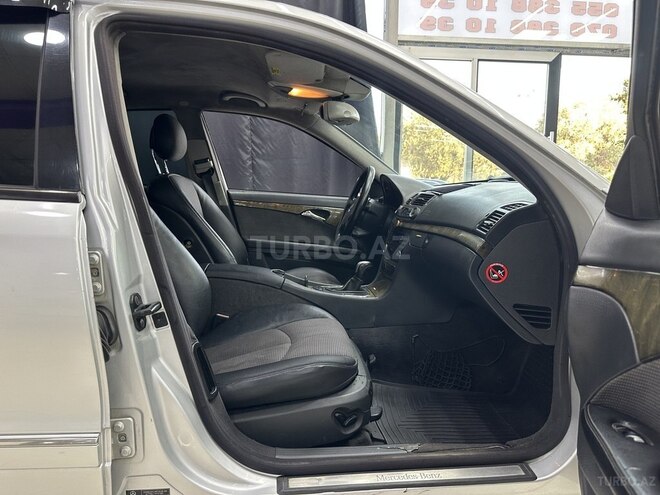 Mercedes E 220 d 2002, 282,000 km - 2.2 l - Sumqayıt