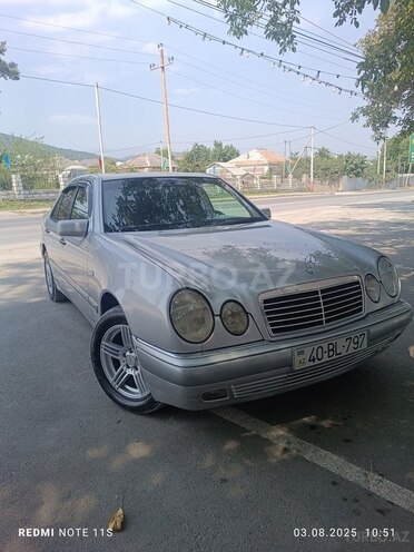 Mercedes E 230 1995, 374,000 km - 2.3 l - Quba