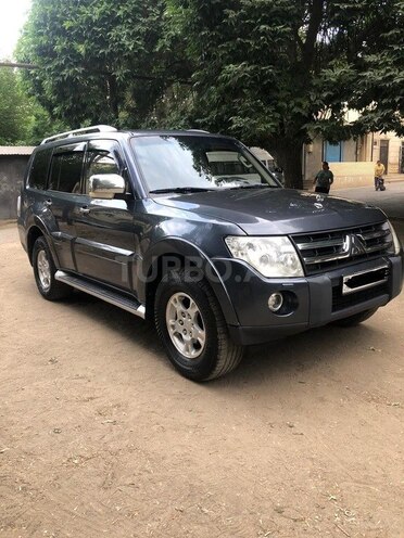Mitsubishi Pajero 2007, 390,000 km - 3.0 л - Bakı