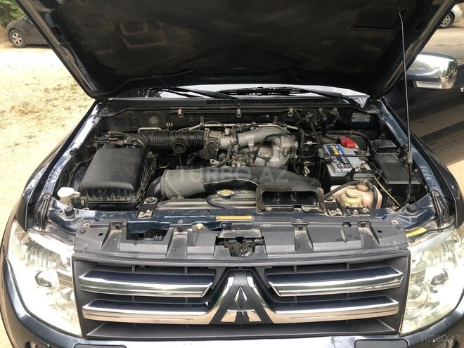 Mitsubishi Pajero 2007, 390,000 km - 3.0 л - Bakı