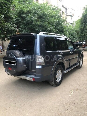Mitsubishi Pajero 2007, 390,000 km - 3.0 л - Bakı