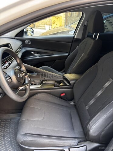 Hyundai Elantra 2021, 40,000 km - 2.0 l - Bakı