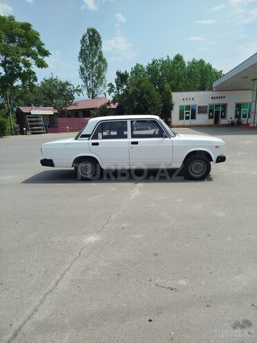LADA (VAZ) 2107 2005, 79,000 km - 1.6 l - Qax