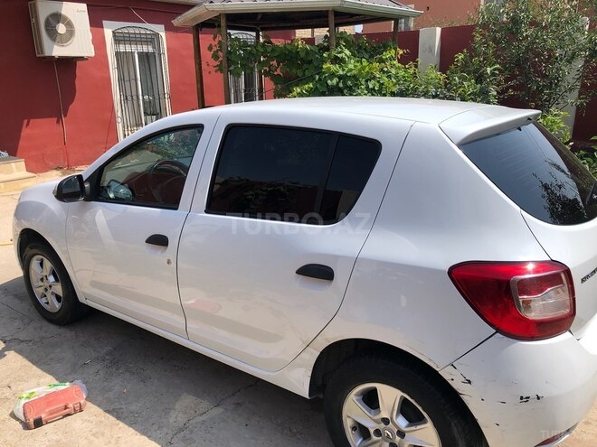 Renault Sandero 2013, 177,000 km - 1.6 l - Bakı