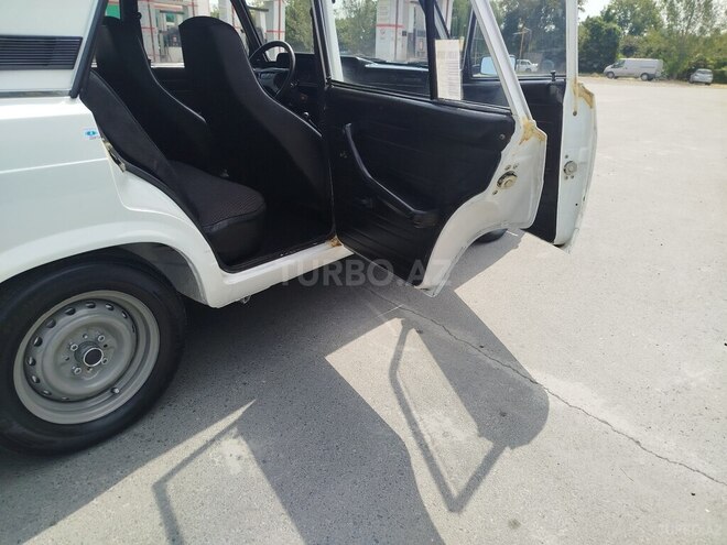 LADA (VAZ) 2107 2005, 79,000 km - 1.6 l - Qax
