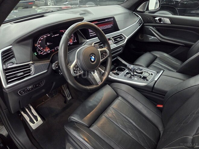 BMW X7-7