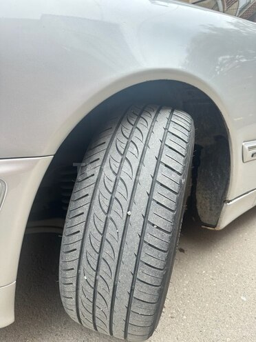 Mercedes E 220 d 2001, 737,410 km - 2.2 л - Qazax