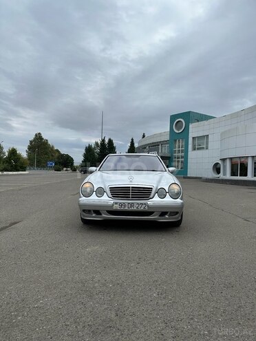 Mercedes E 220 d 2001, 737,410 km - 2.2 л - Qazax