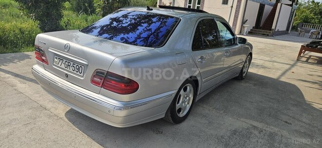 Mercedes E 220 d 2001, 403 km - 2.2 л - Bakı