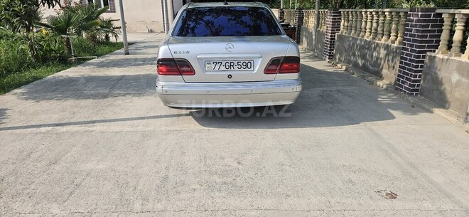 Mercedes E 220 d 2001, 403 km - 2.2 л - Bakı