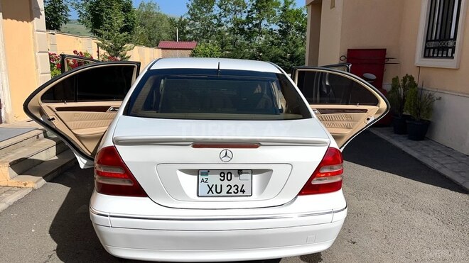 Mercedes C 240 2003, 270,000 km - 2.6 л - Bakı