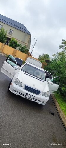 Mercedes C 240 2003, 270,000 km - 2.6 л - Bakı