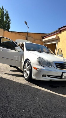 Mercedes C 240 2003, 270,000 km - 2.6 л - Bakı