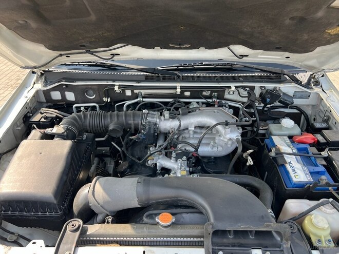 Mitsubishi Pajero 2007, 207,000 km - 3.0 l - Bakı