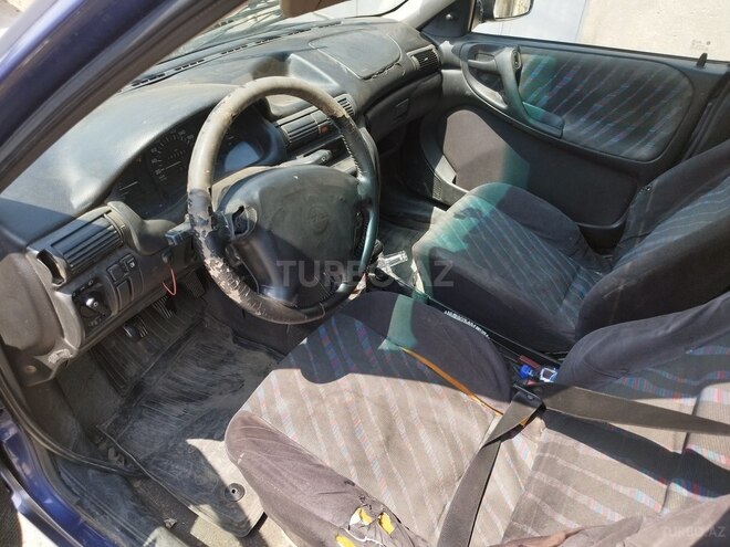 Opel Astra 1995, 99,999 km - 1.6 л - Bakı