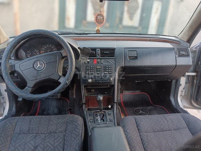 Mercedes C 220 1994, 358,172 km - 2.2 l - Bakı