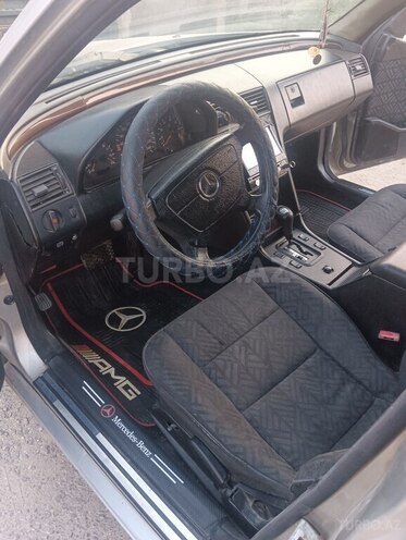 Mercedes C 220 1994, 358,172 km - 2.2 l - Bakı