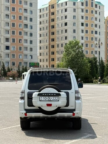 Mitsubishi Pajero 2012, 335,000 km - 3.5 л - Bakı