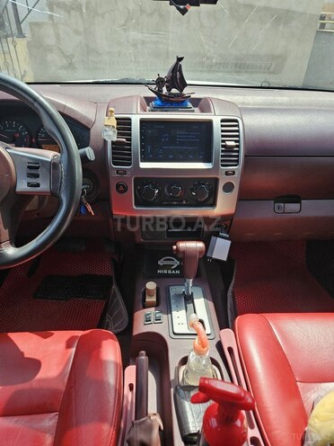Nissan Navara 2011, 22,500 km - 3.3 l - Bakı