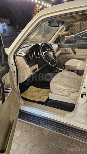 Mitsubishi Pajero 2008, 165,000 km - 3.0 l - Bakı