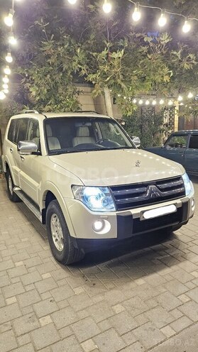Mitsubishi Pajero 2008, 165,000 km - 3.0 l - Bakı