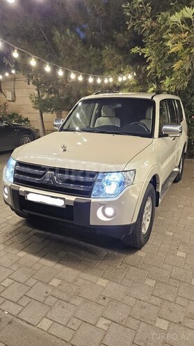 Mitsubishi Pajero 2008, 165,000 km - 3.0 l - Bakı