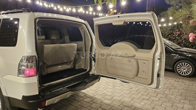 Mitsubishi Pajero 2008, 165,000 km - 3.0 l - Bakı