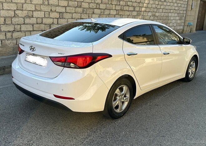 Hyundai Avante 2015, 253,000 km - 1.6 l - Bakı
