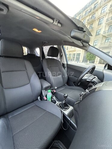 Hyundai i30 2009, 318,000 km - 1.6 л - Bakı