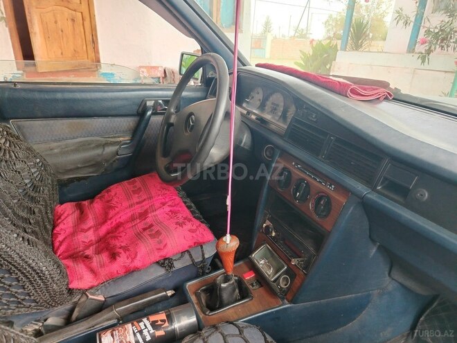 Mercedes 190 1991, 100,000 km - 2.6 l - İmişli