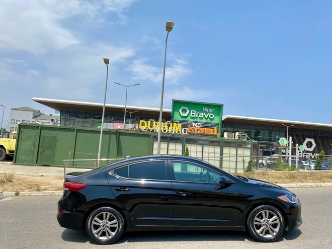 Hyundai Elantra 2017, 267,151 km - 2.0 l - Bakı
