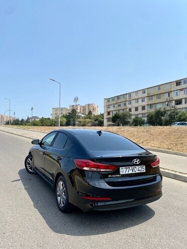 Hyundai Elantra 2017, 267,151 km - 2.0 l - Bakı
